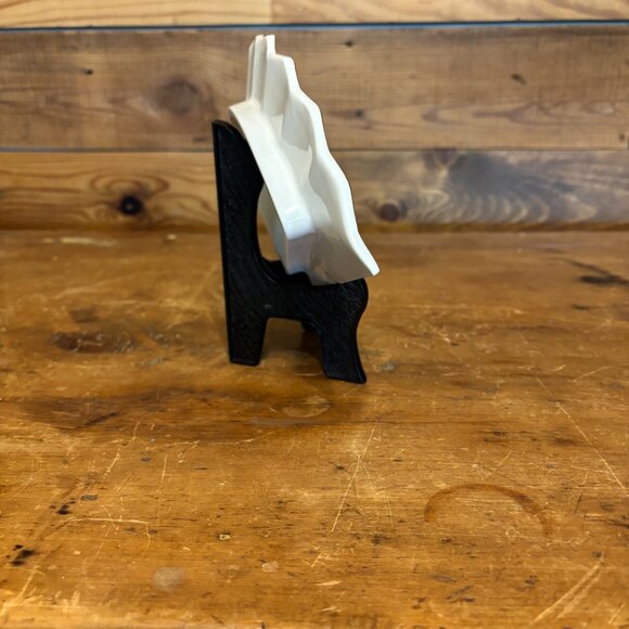 Porcelain Japanese Fan - Picture 2 of 3